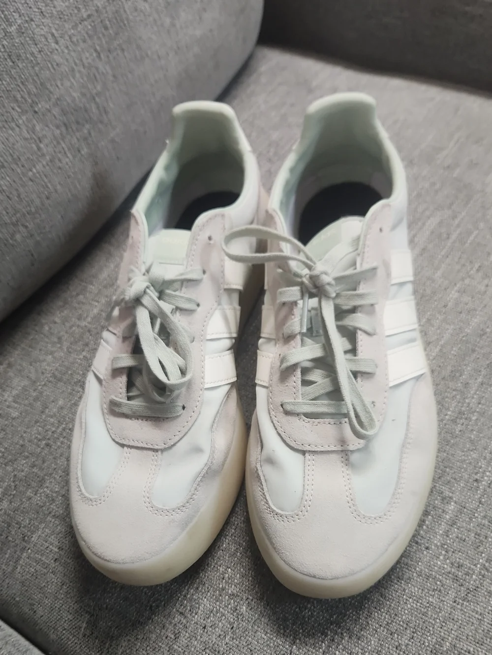 Adidas Women’s Barreda Linen Green And Cream Casual Sneakers Size 11